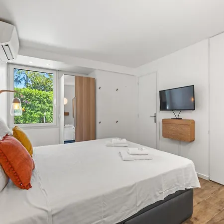 Apartamento Le Roc Martin - Piscine - Climatisation- Vue *
